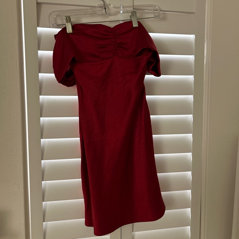 Elegant Red Off-Shoulder Dress